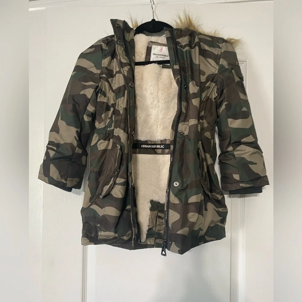 Urban Republic Girls Camouflage Insulated Jacket with Detachable Hood